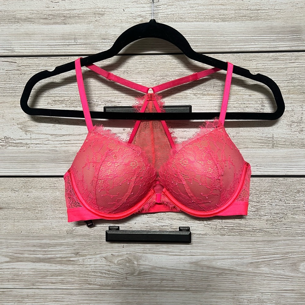 Victoria’s Secret Bomshell Bra
